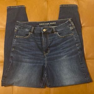 American Eagle Curvy Hi-Rise Jegging